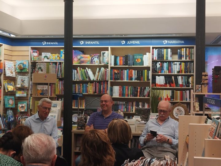 Encuentro con el autor: «Querido alumno, te estamos engañando»